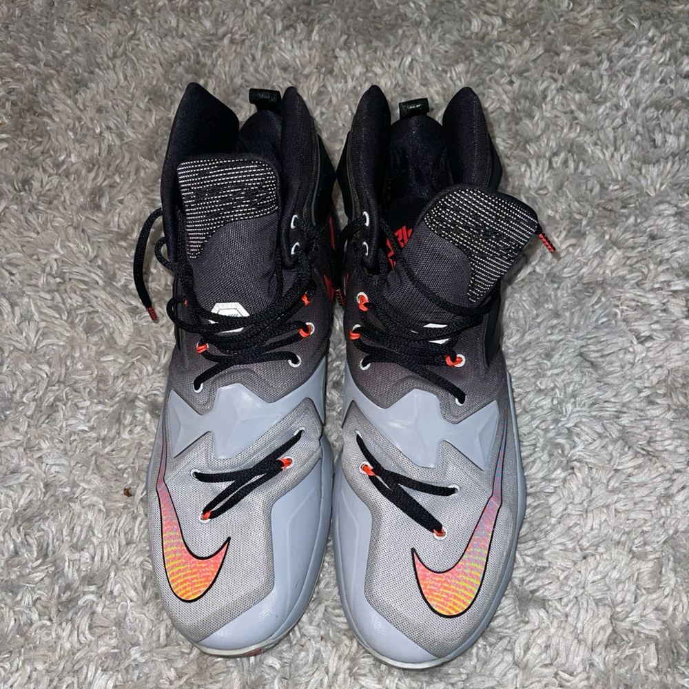NIKE LEBRON 13 ON COURT 807219-060 - MEN'S SIZE 16 SHOES USED Rare Size.